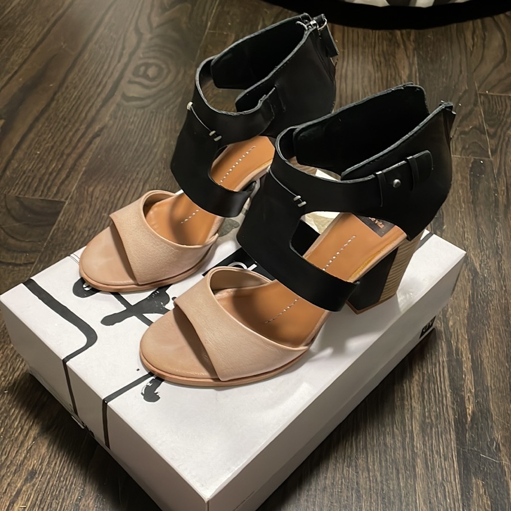 Dolce Vita Parissa heels